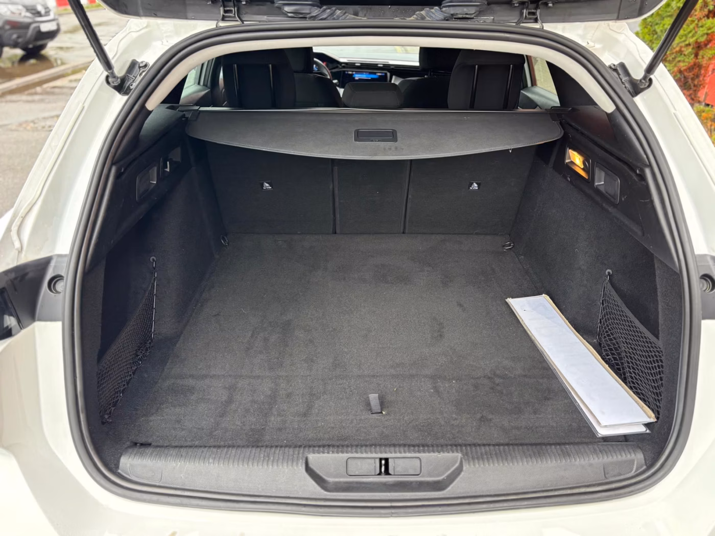 Peugeot 308 фото 14