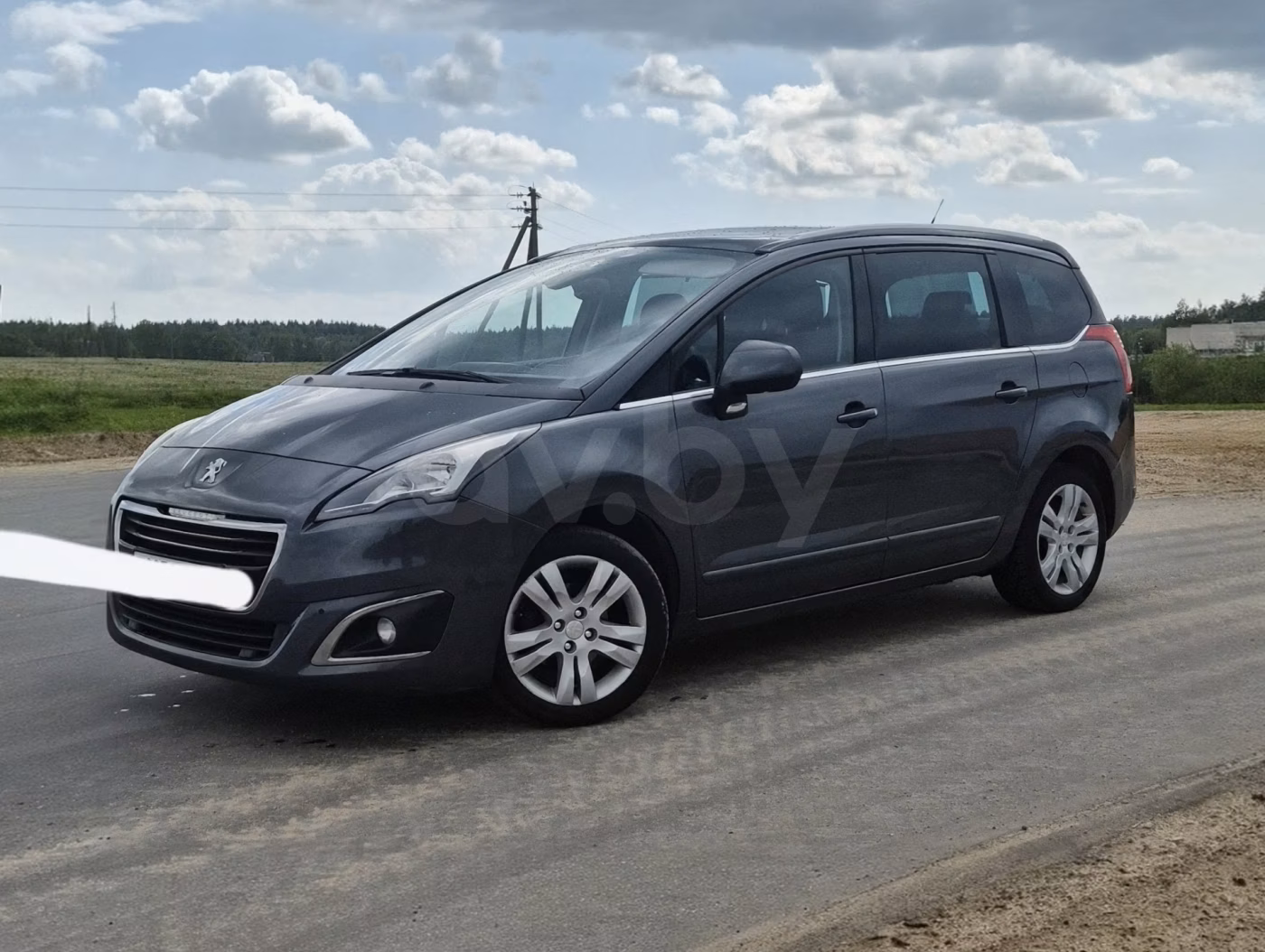 Peugeot 5008 фото 2