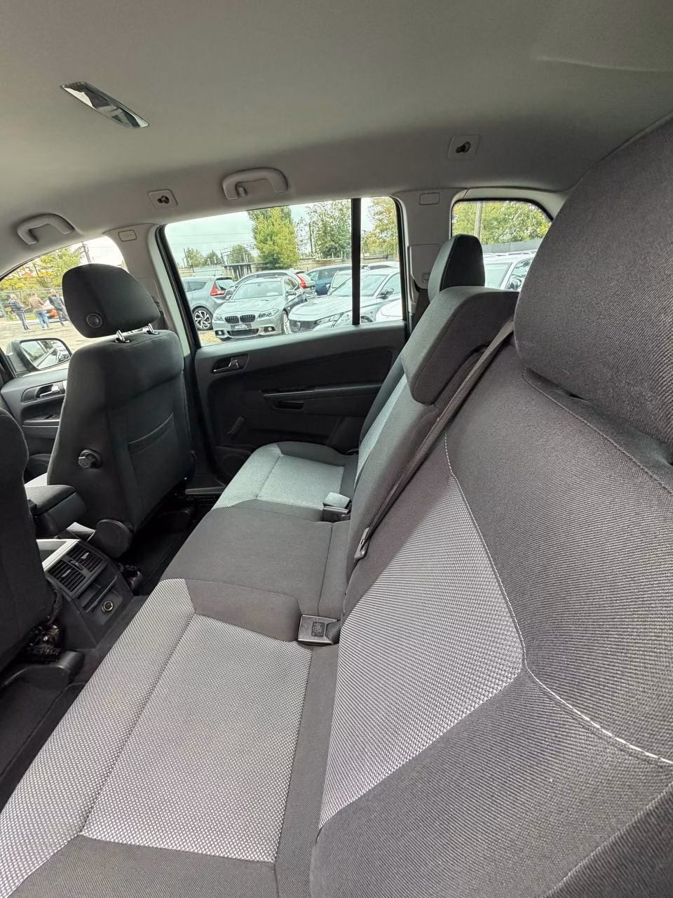 Opel Zafira фото 11