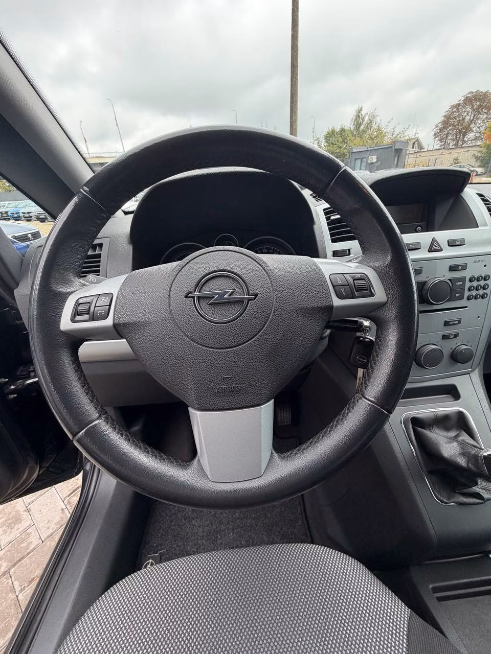 Opel Zafira фото 14