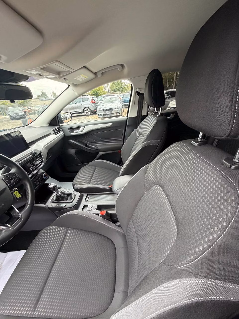Ford Focus фото 9