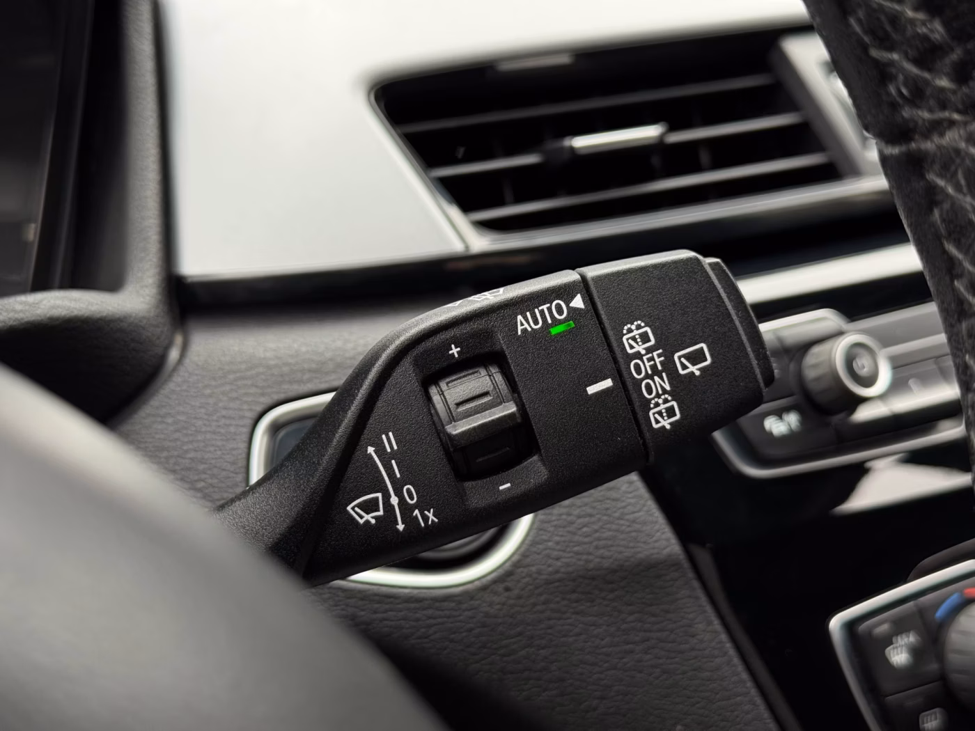 BMW X1 фото 16