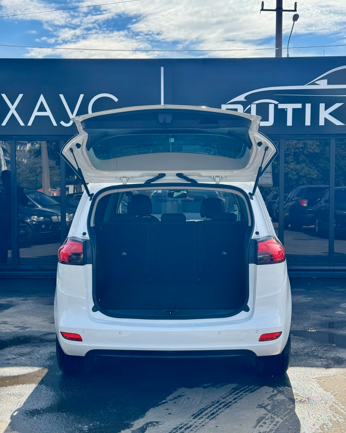 Opel Zafira фото 12