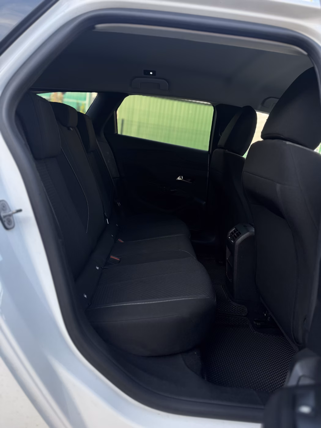 Peugeot 308 фото 14