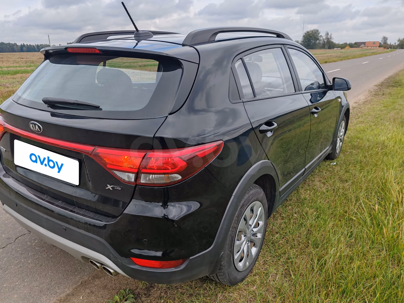 Kia Rio X (X-Line) фото 3