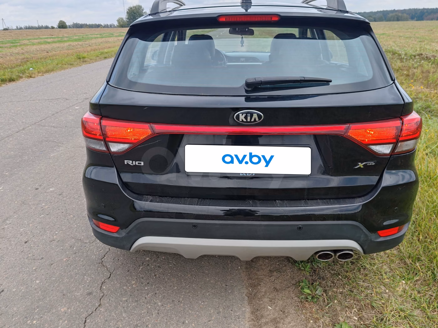 Kia Rio X (X-Line) фото 4