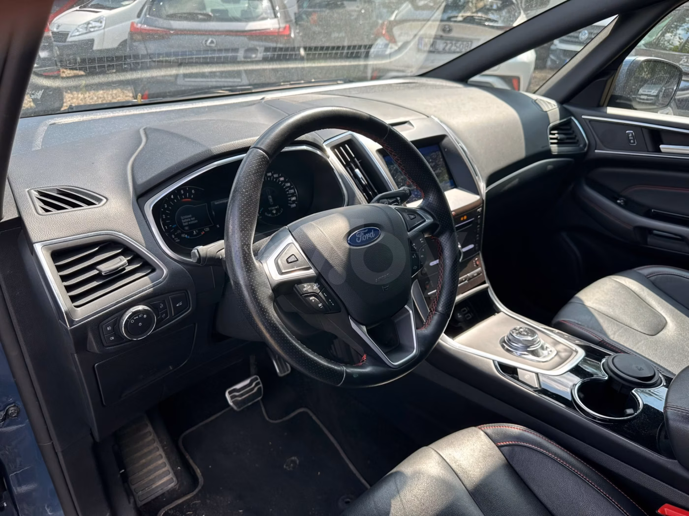 Ford S-MAX фото 5