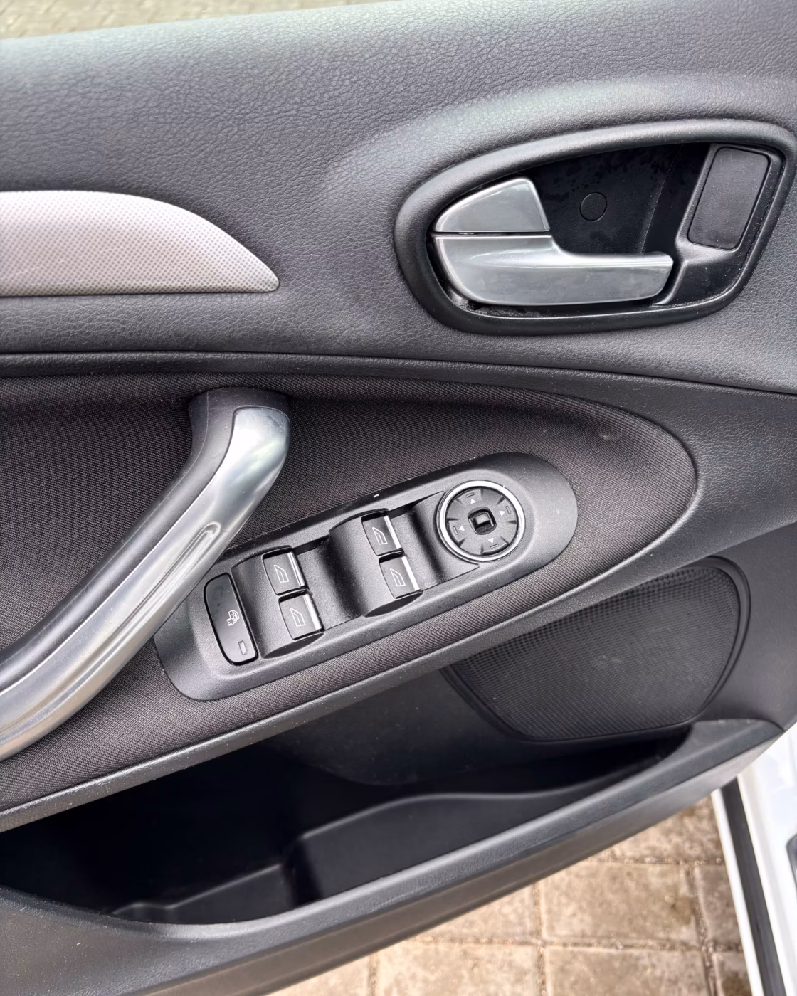 Ford S-MAX фото 15