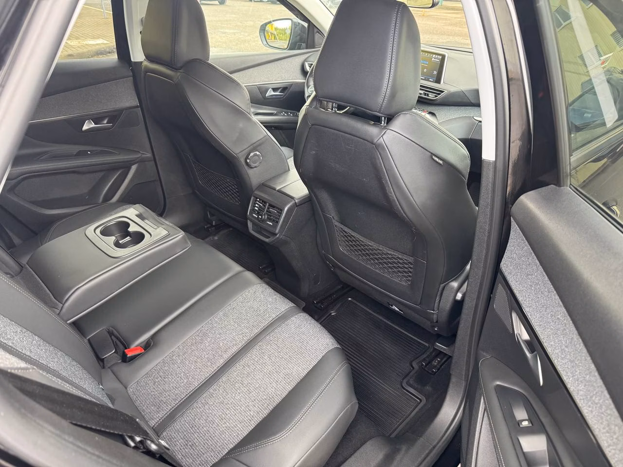Peugeot 3008 фото 18