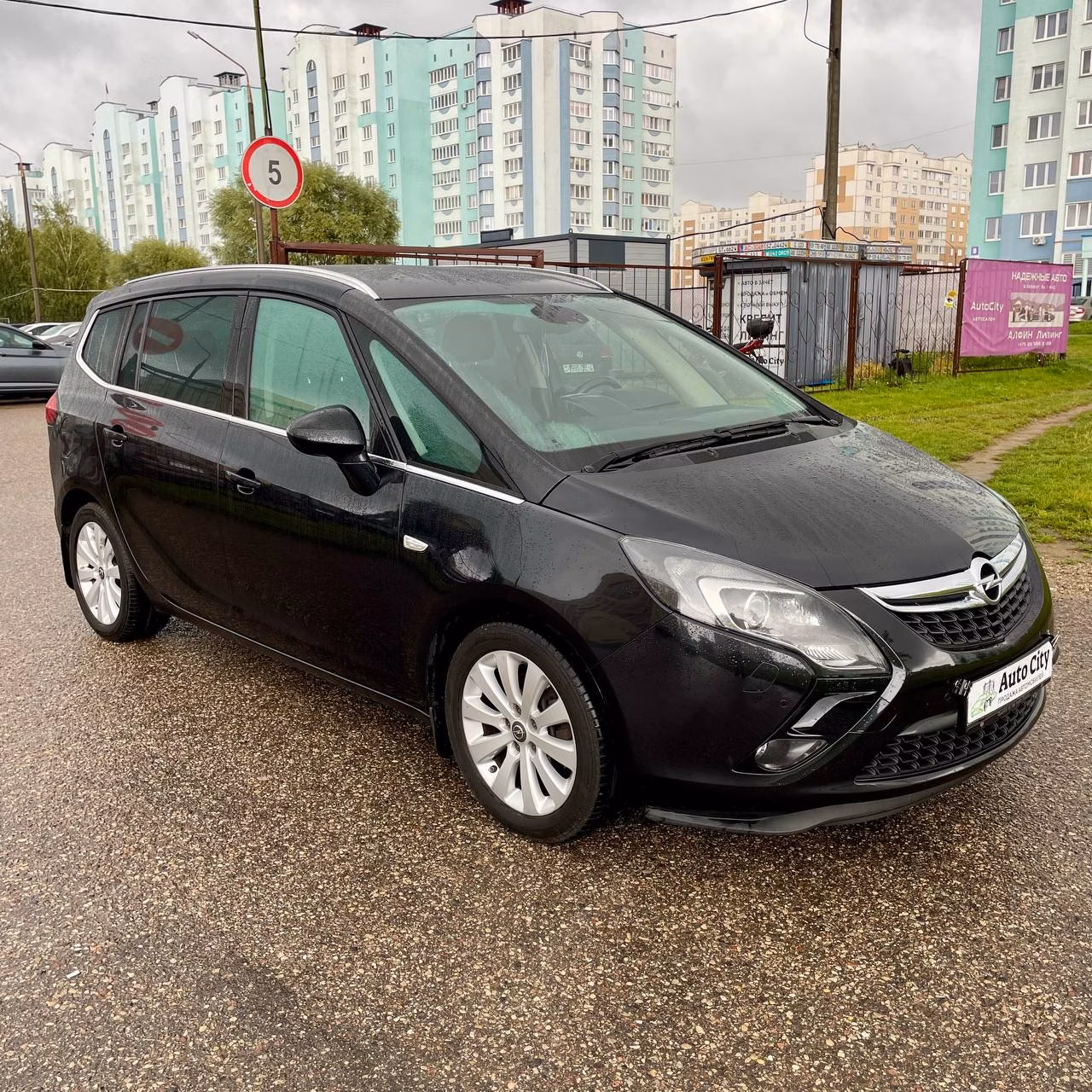 Opel Zafira фото 3