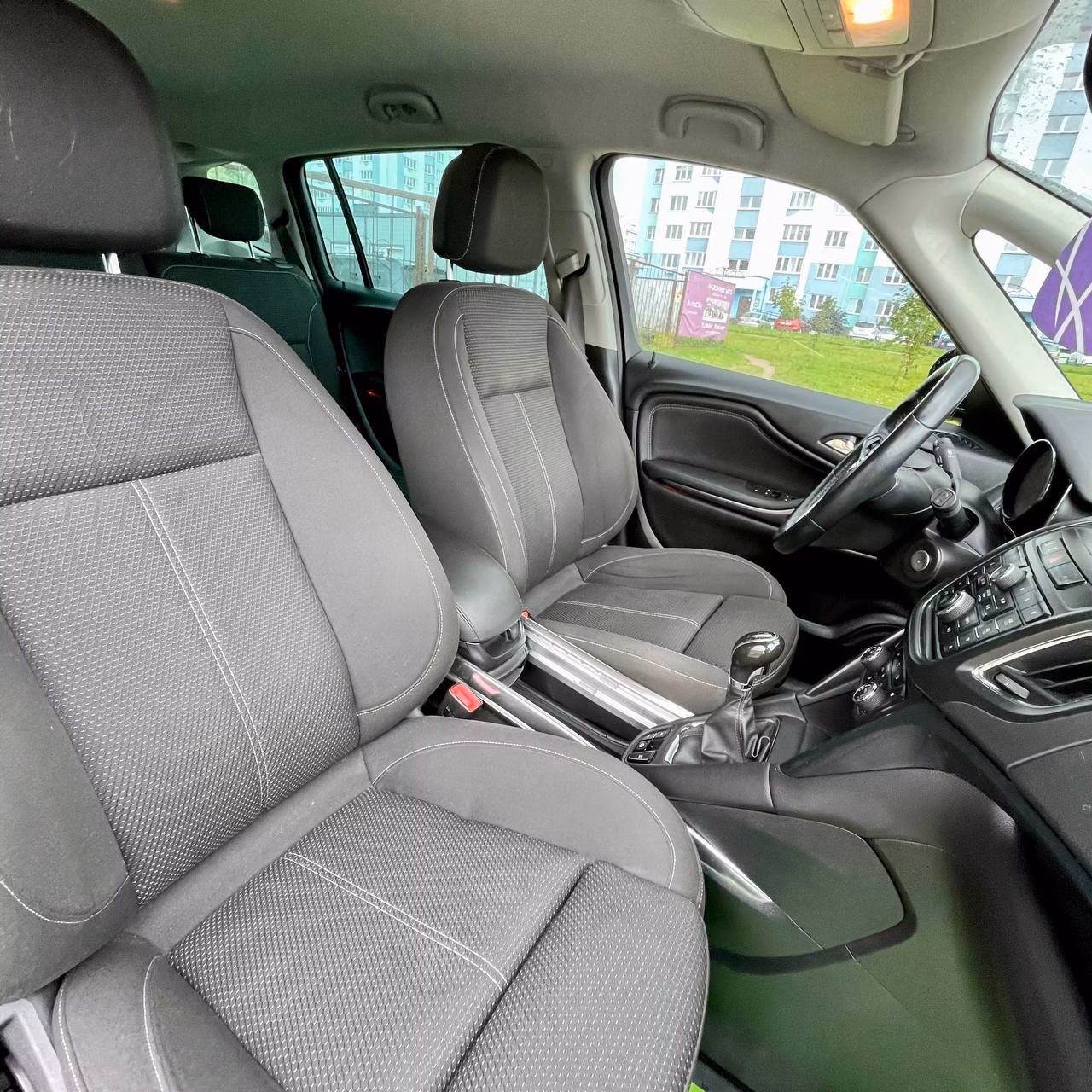 Opel Zafira фото 13