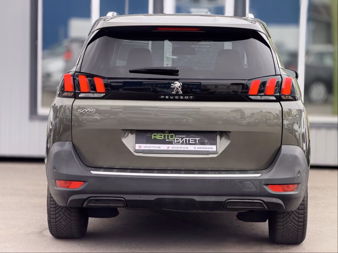 Peugeot 5008 фото 8