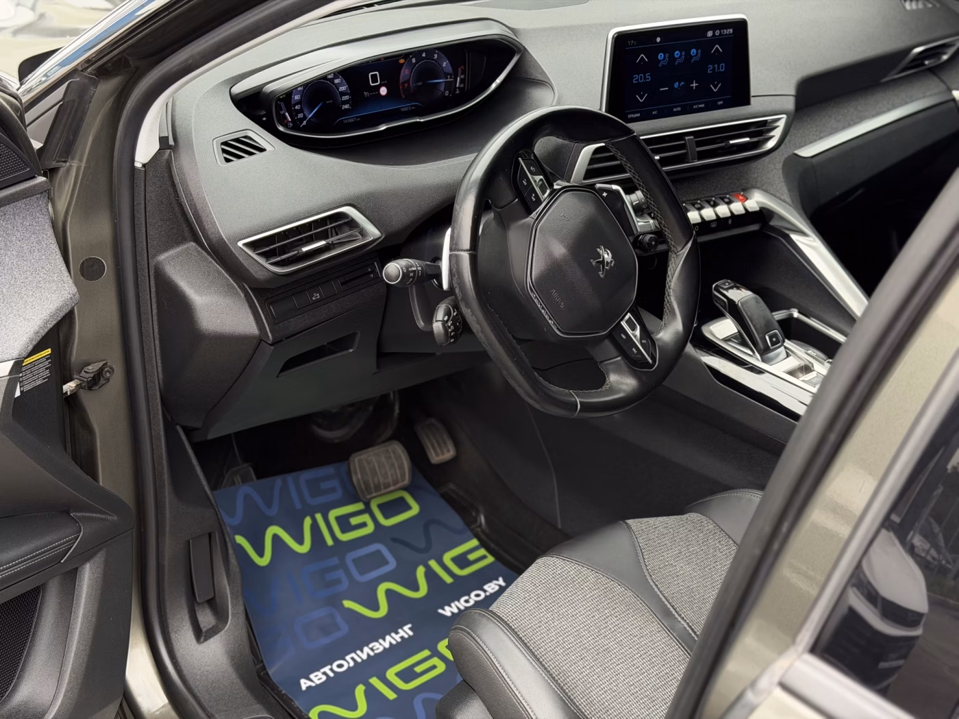 Peugeot 5008 фото 14