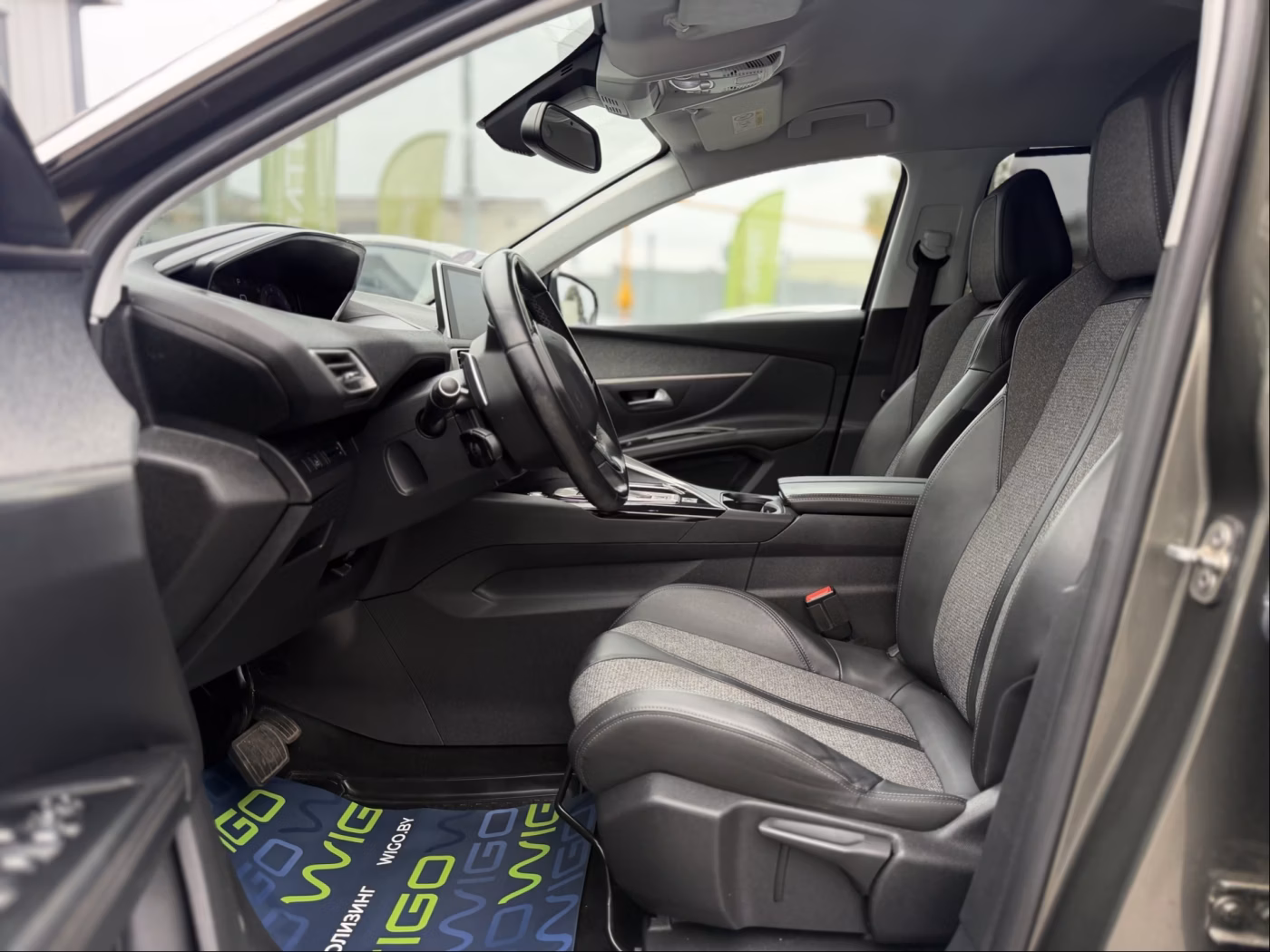 Peugeot 5008 фото 15