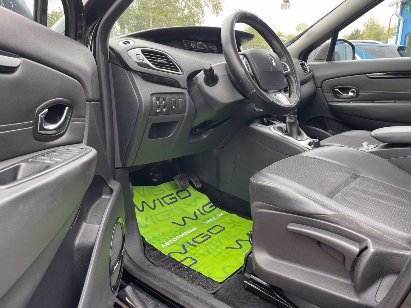 Renault Scenic фото 14