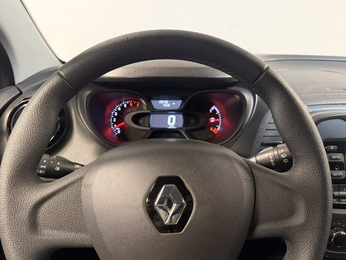 Renault Kaptur фото 19