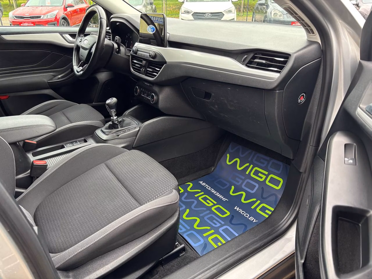 Ford Focus фото 17