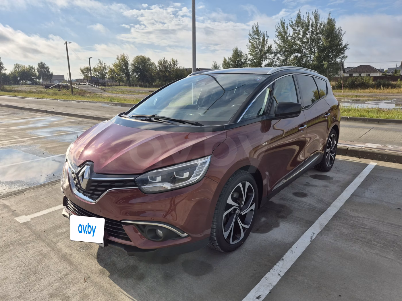 Renault Grand Scenic фото 9