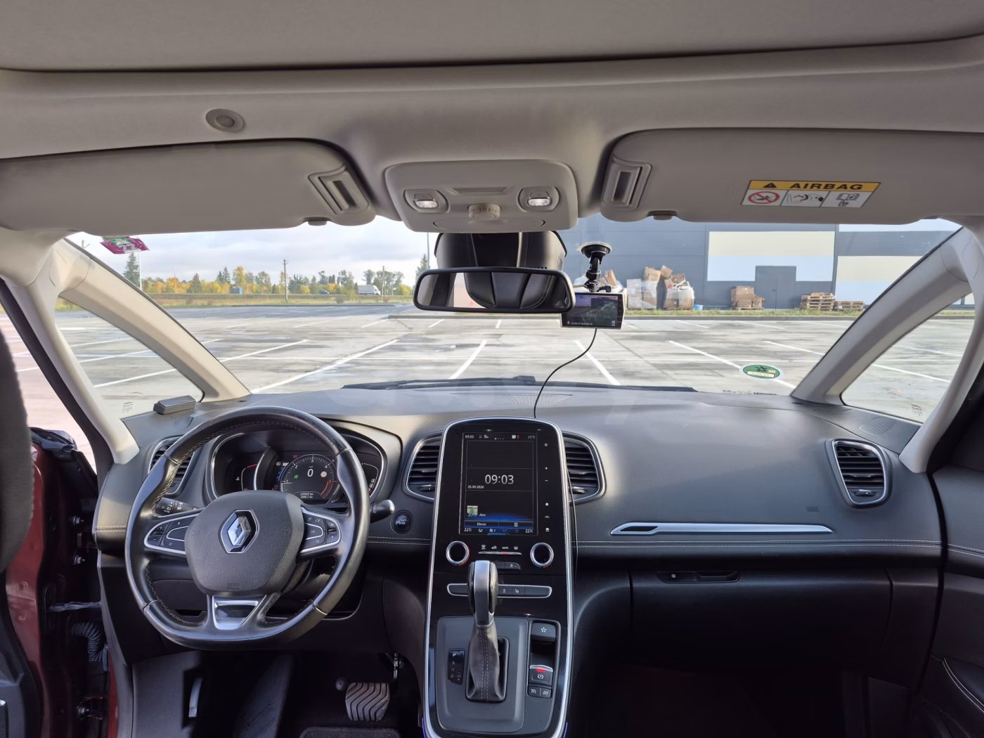 Renault Grand Scenic фото 11