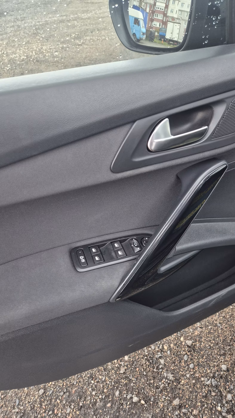 Peugeot 508 фото 10