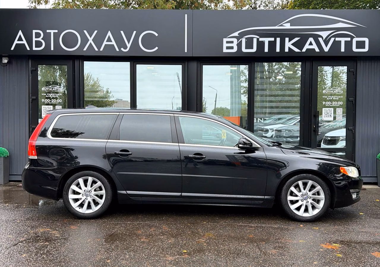 Volvo V70 фото 8