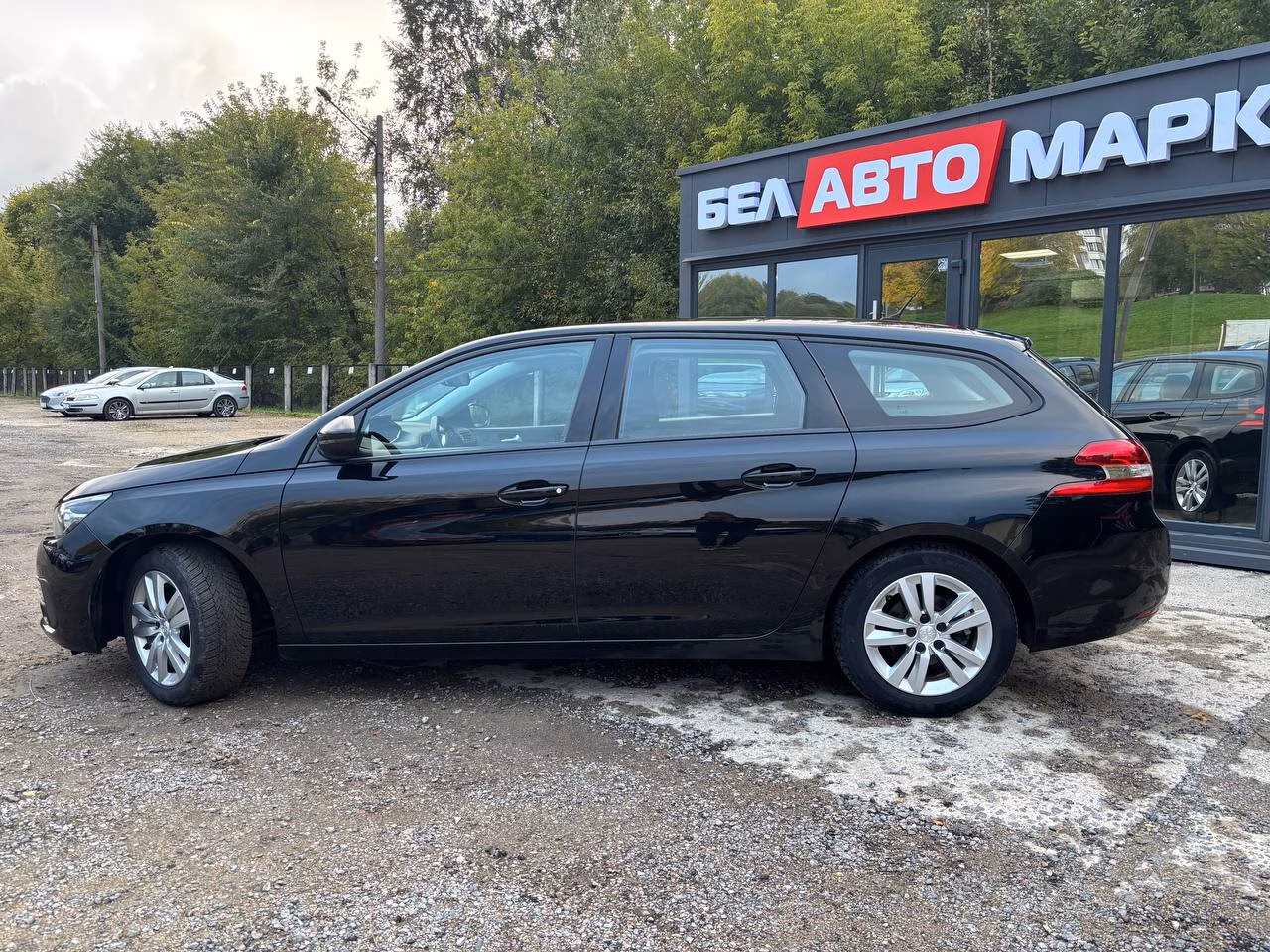 Peugeot 308 фото 8