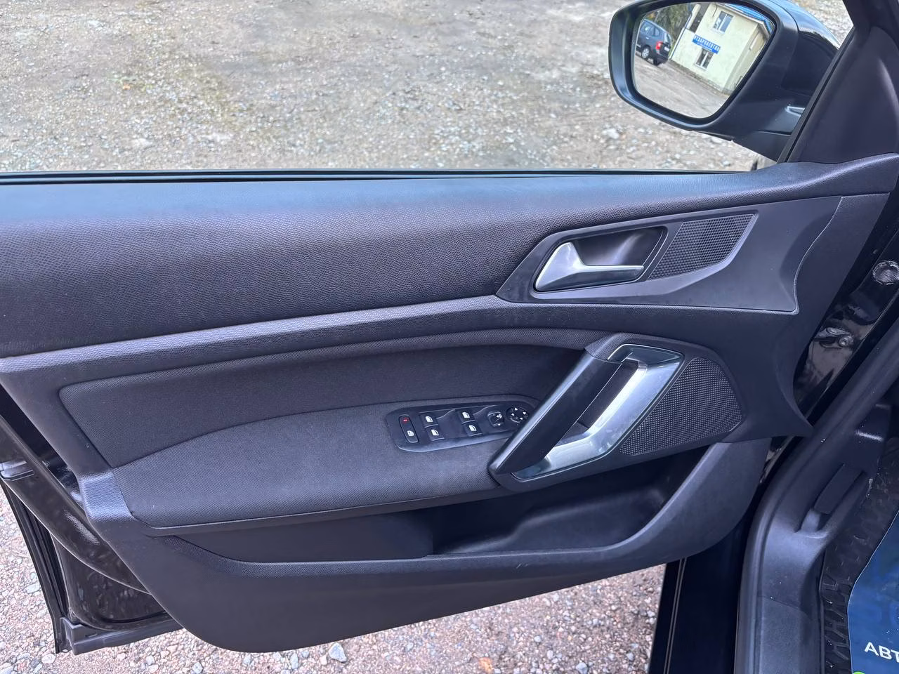 Peugeot 308 фото 15