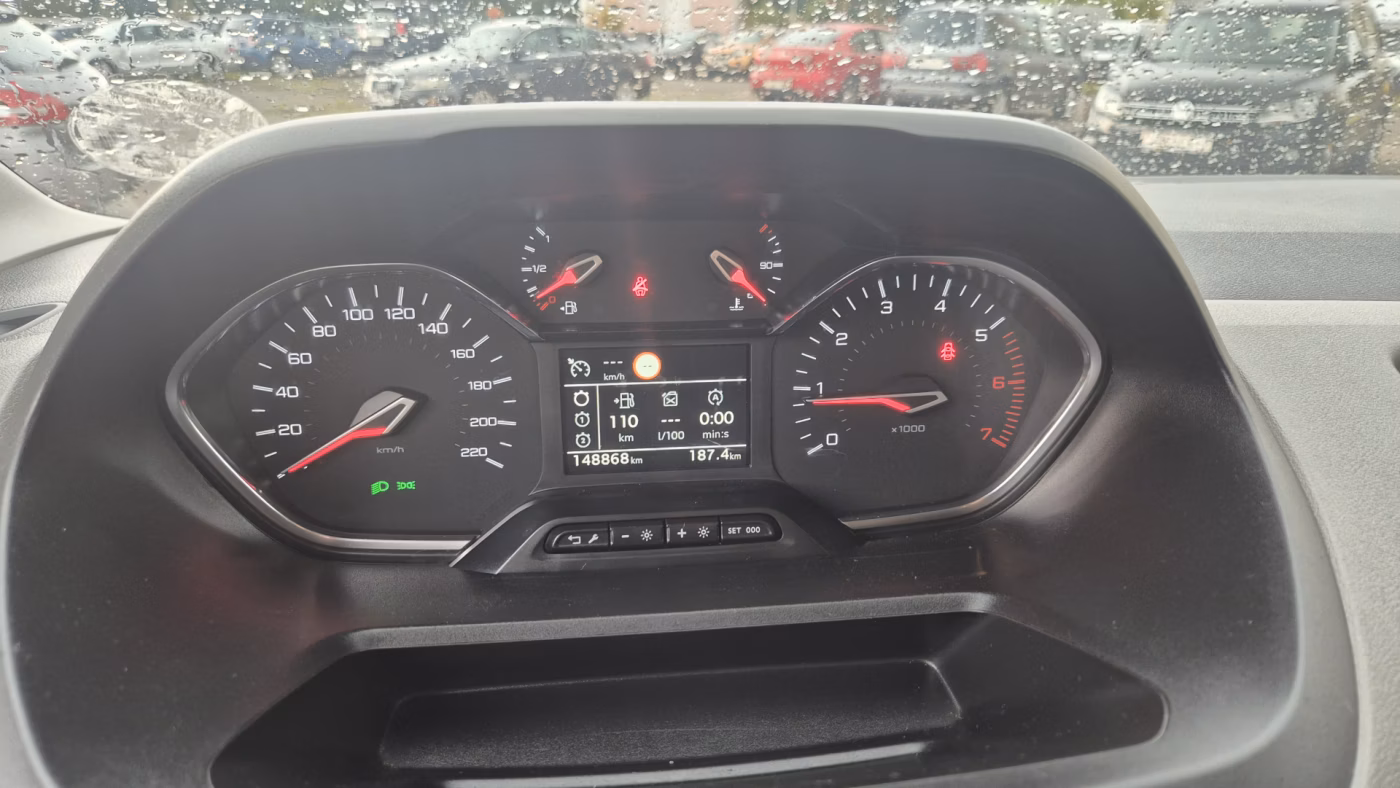 Peugeot Rifter фото 12