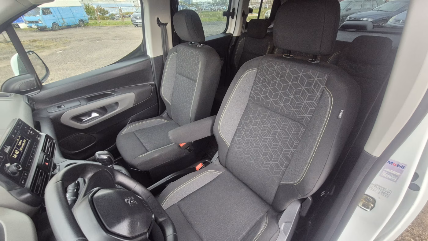 Peugeot Rifter фото 13