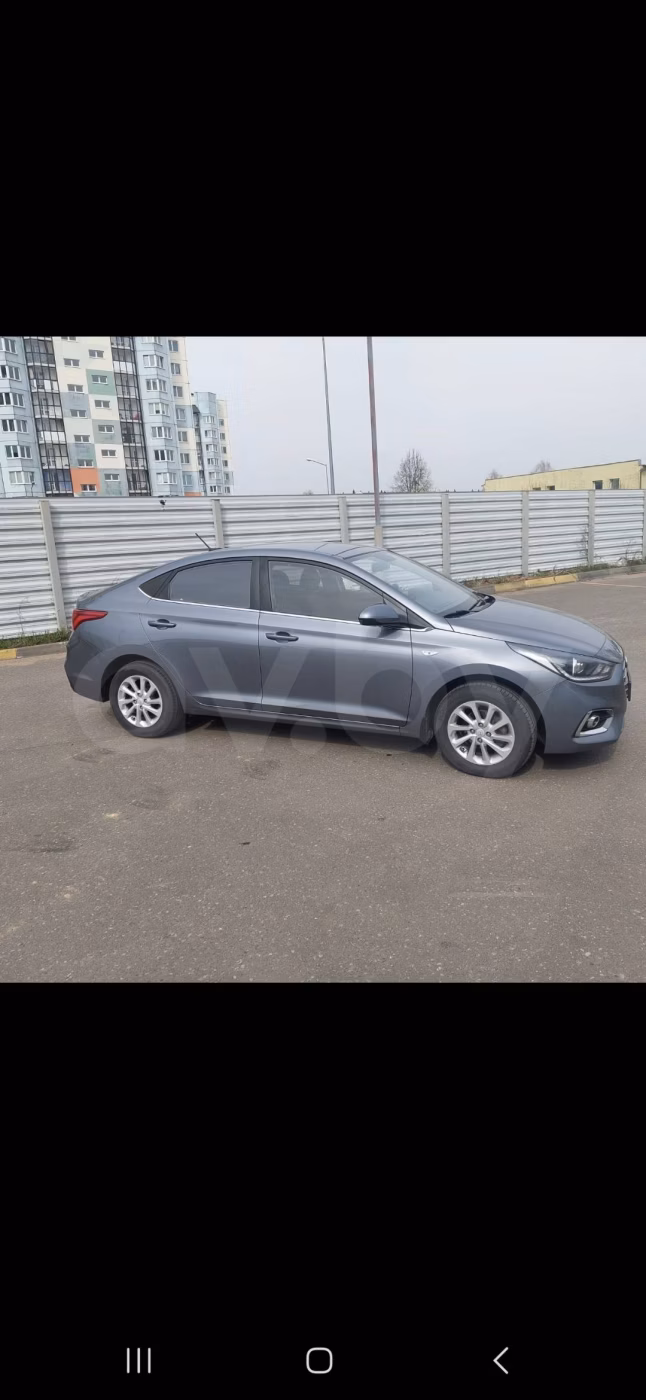 Hyundai Accent фото 3