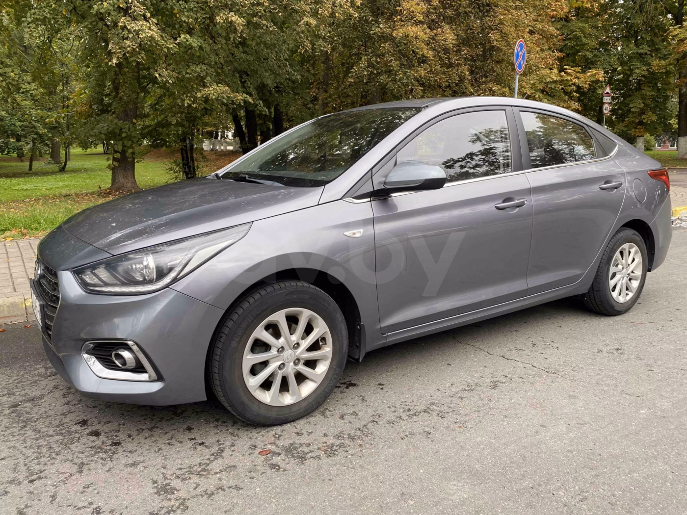 Hyundai Accent фото 3