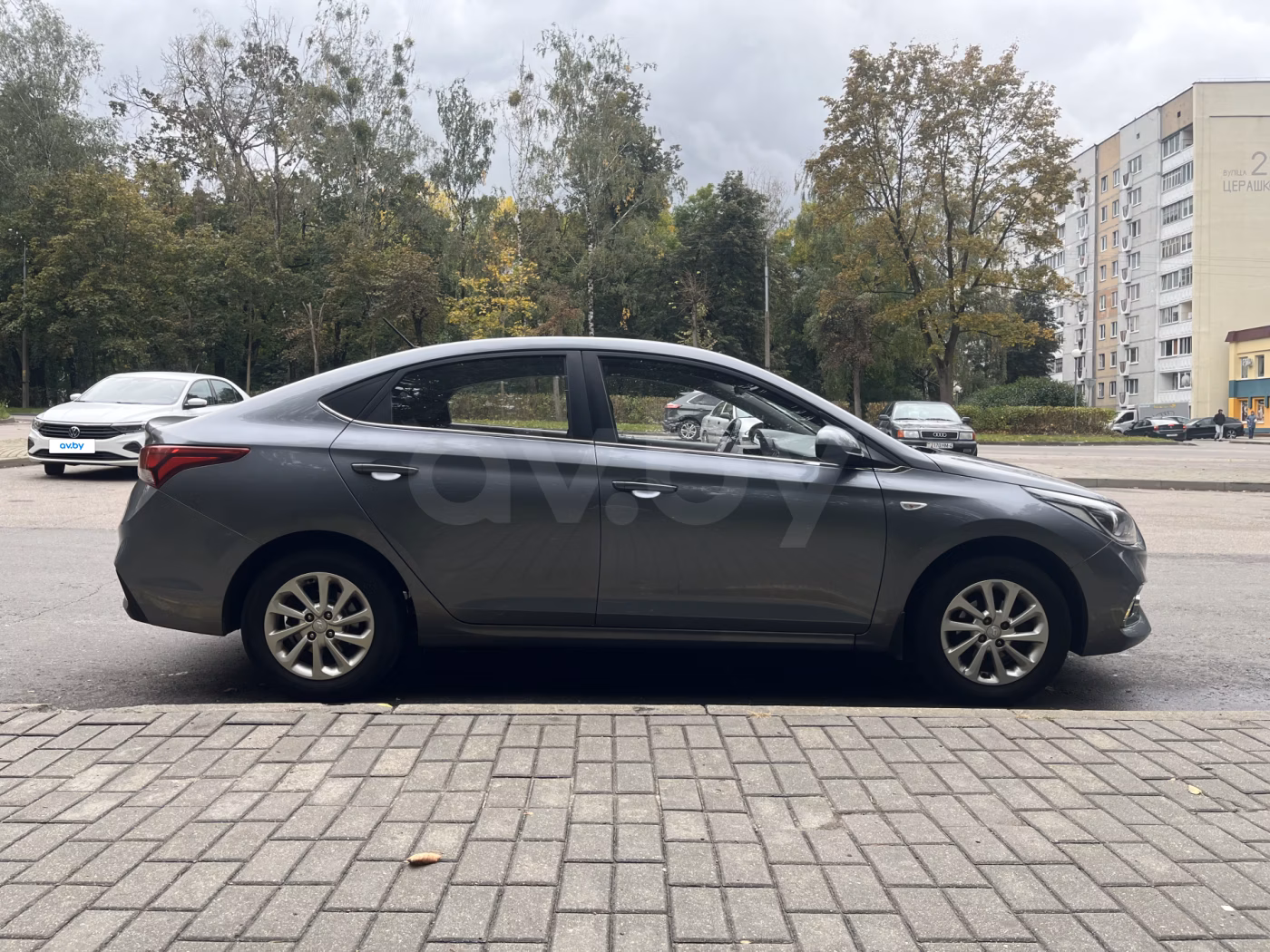 Hyundai Accent фото 6