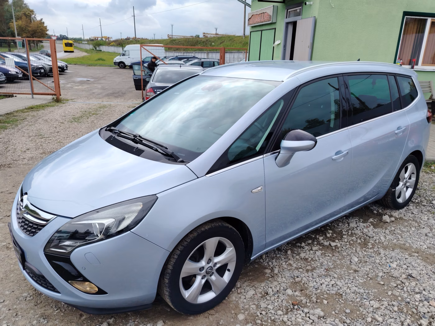 Opel Zafira фото 3