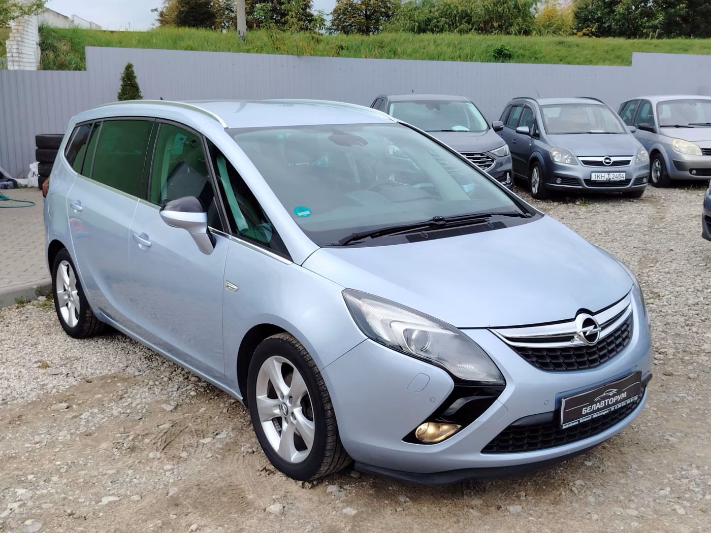 Opel Zafira фото 5