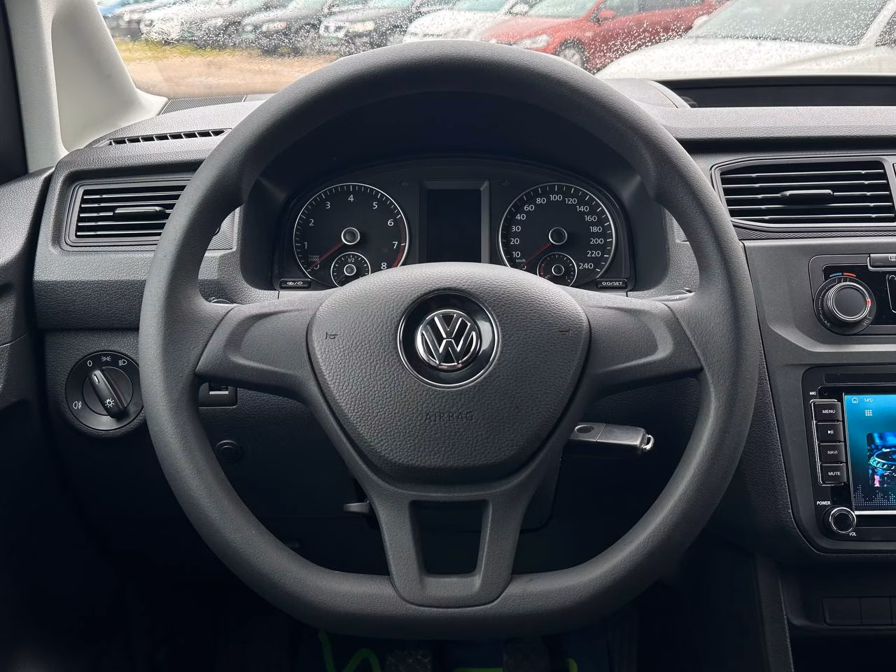 Volkswagen Caddy фото 14