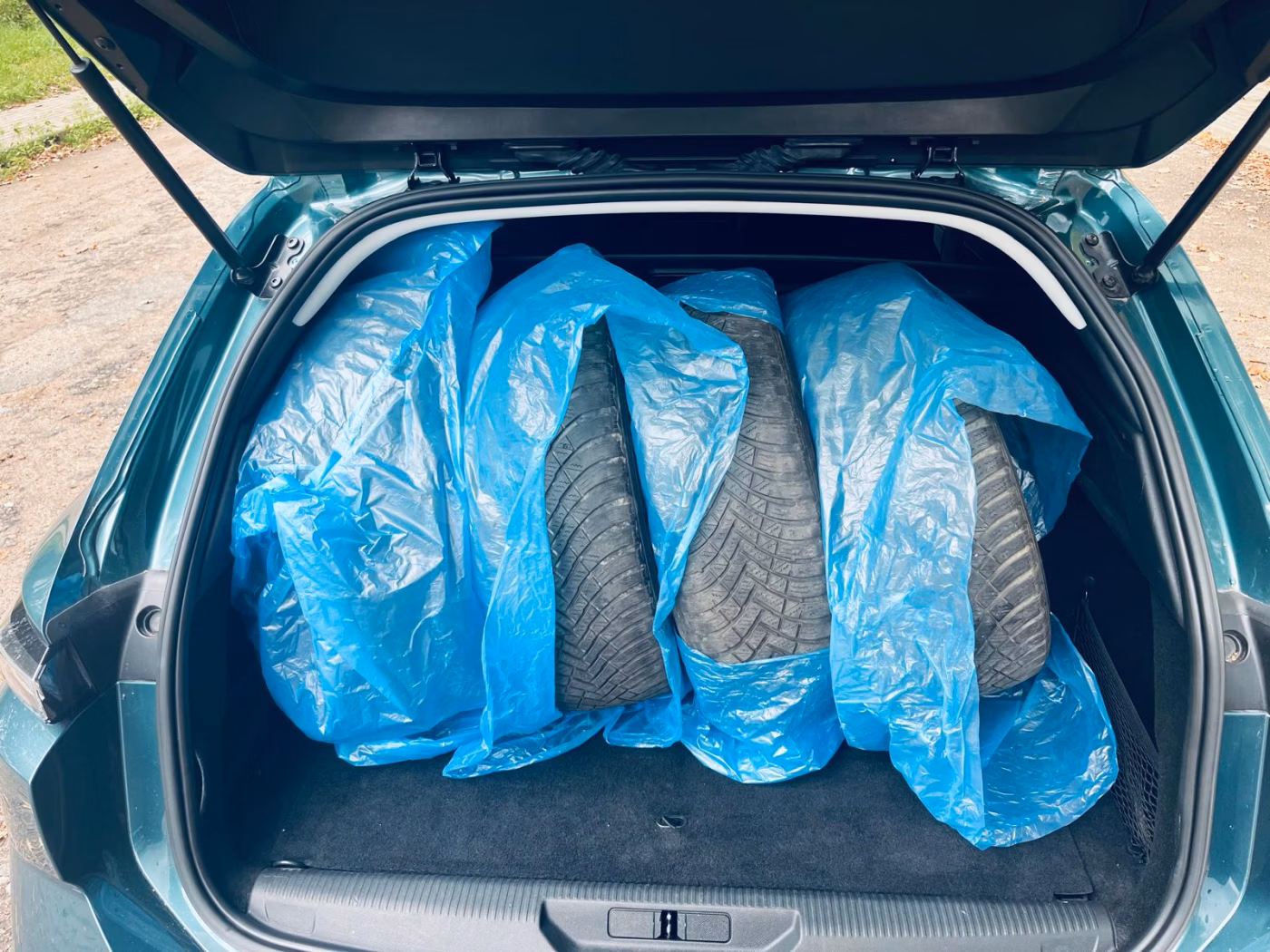 Peugeot 308 фото 7