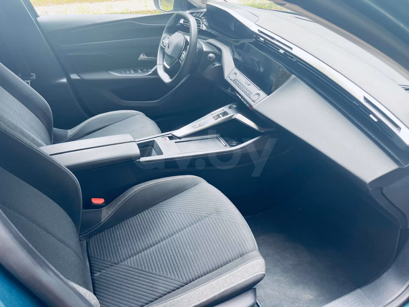 Peugeot 308 фото 12