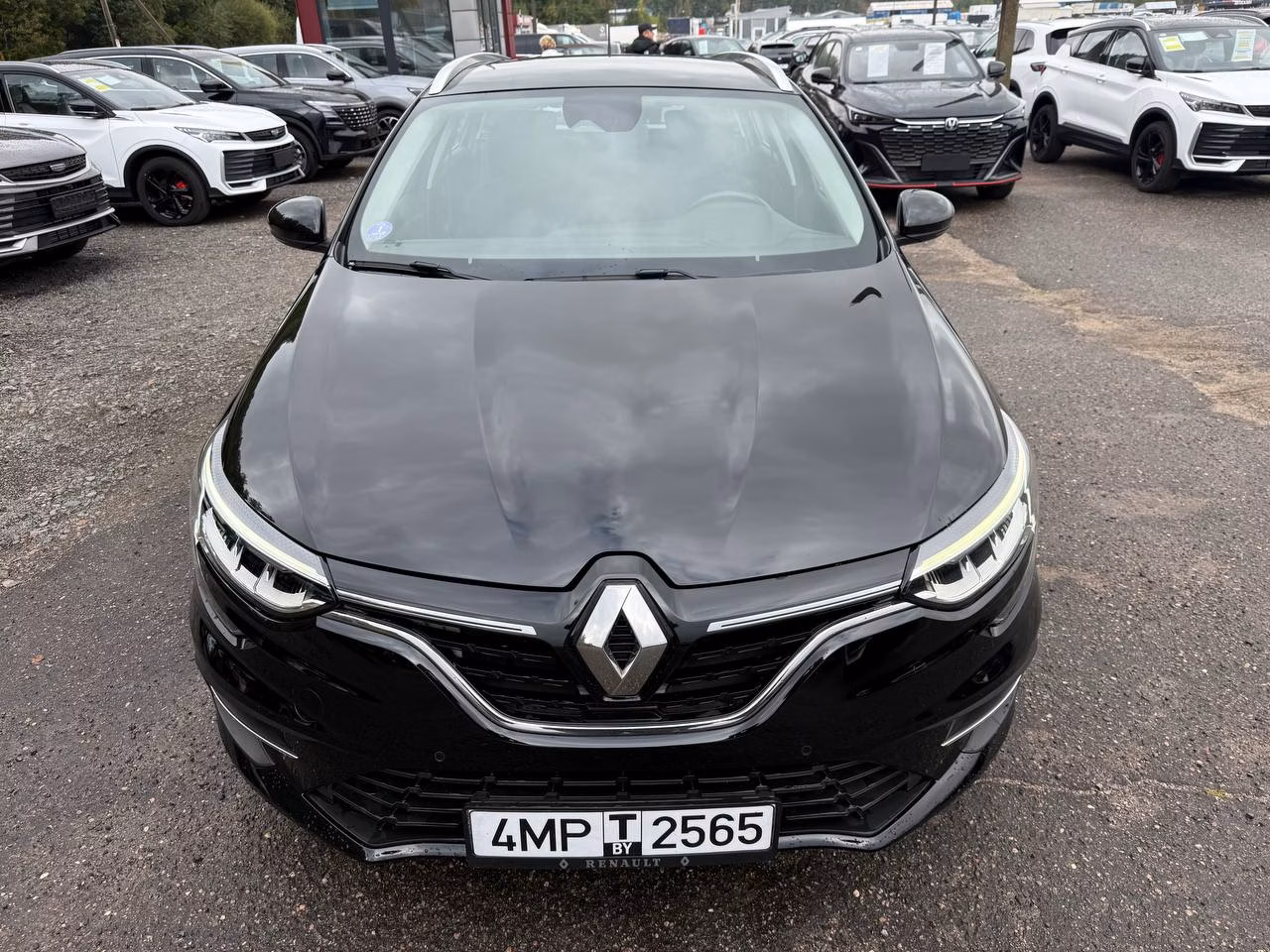 Renault Megane фото 2