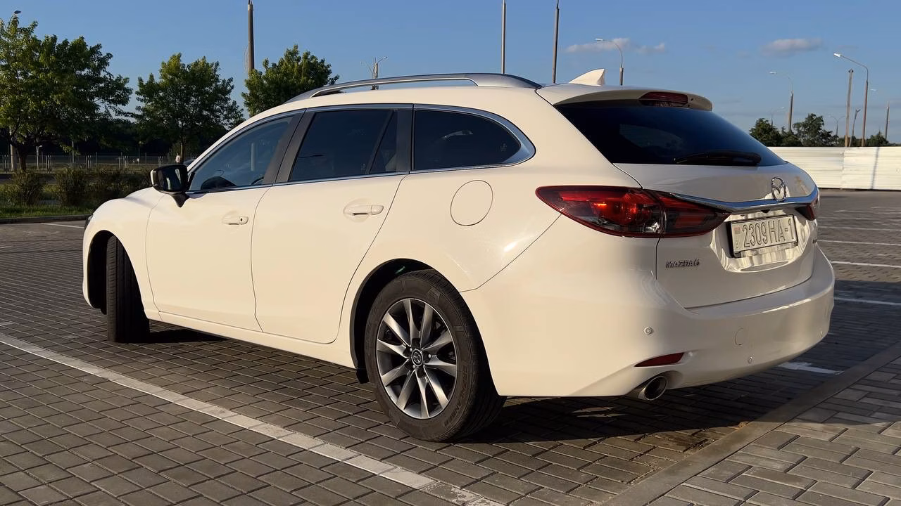 Mazda 6 фото 2