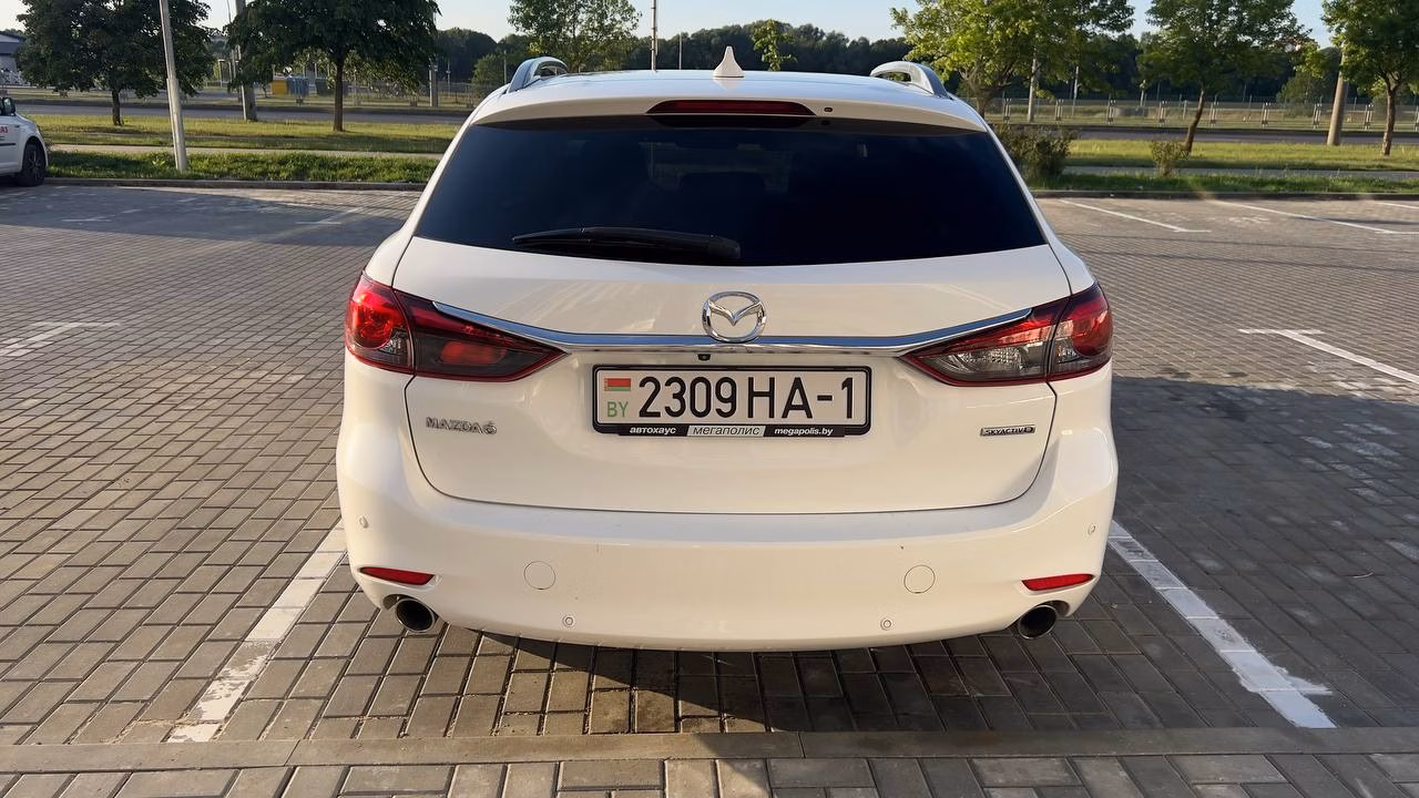 Mazda 6 фото 12