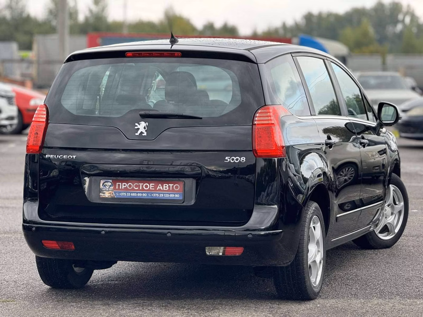 Peugeot 5008 фото 6