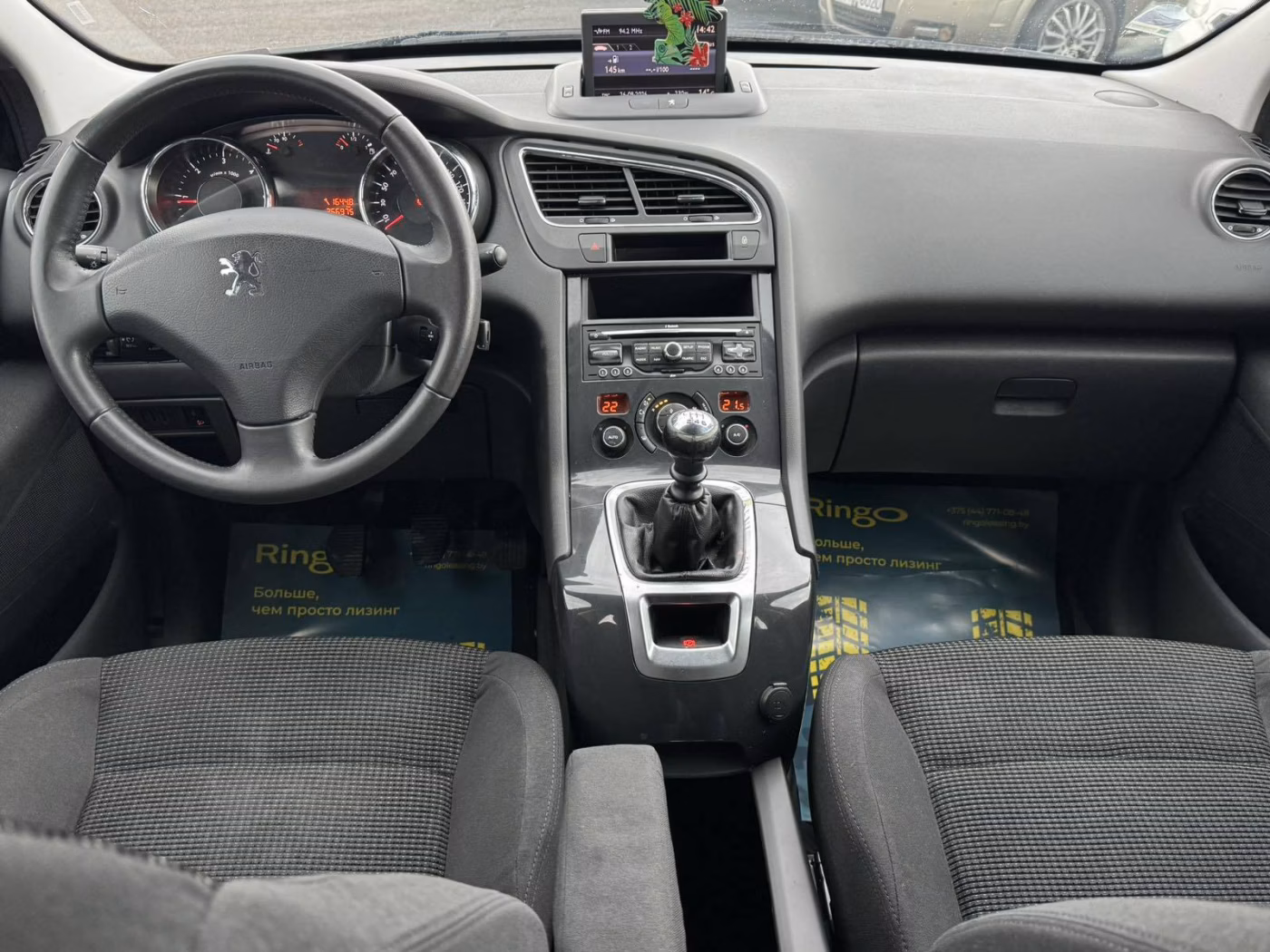 Peugeot 5008 фото 11