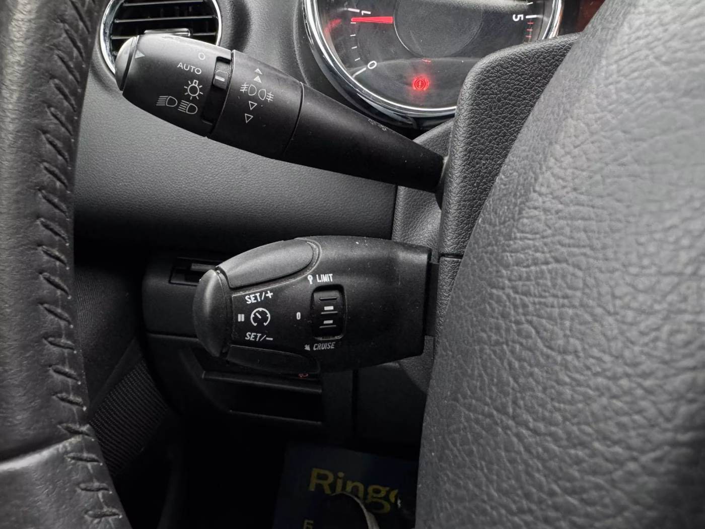 Peugeot 5008 фото 19