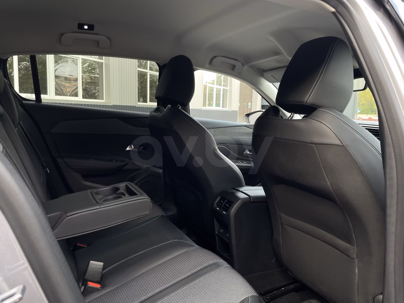 Peugeot 308 фото 14