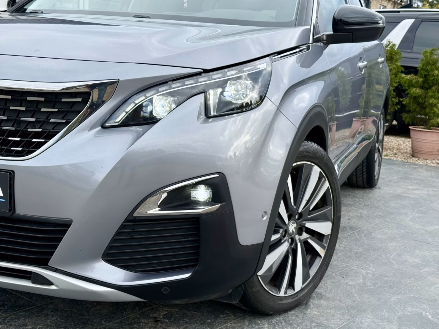 Peugeot 5008 фото 9
