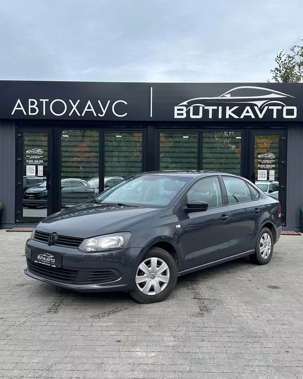 Volkswagen Polo Sedan фото 3