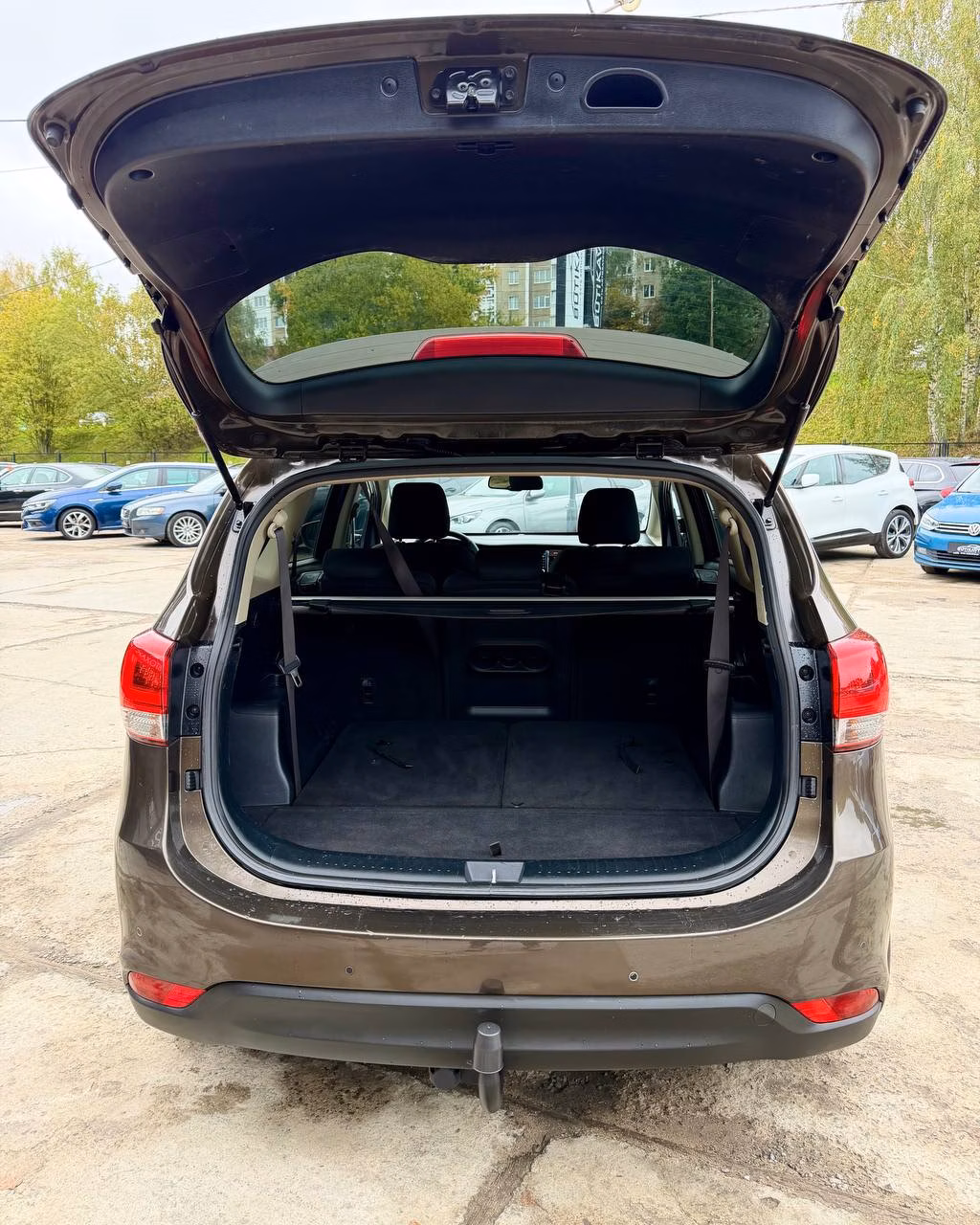 Kia Carens фото 20