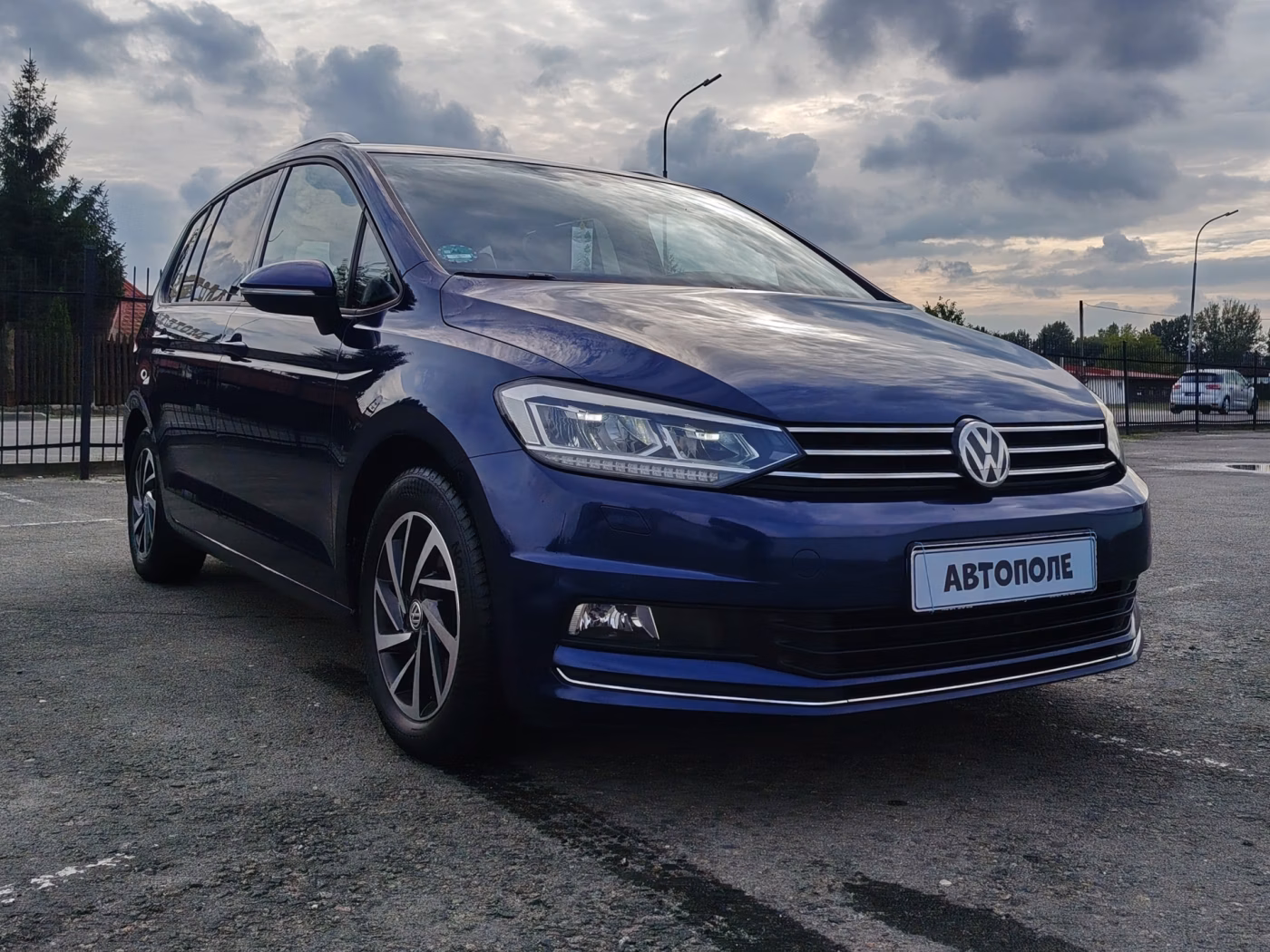 Volkswagen Touran