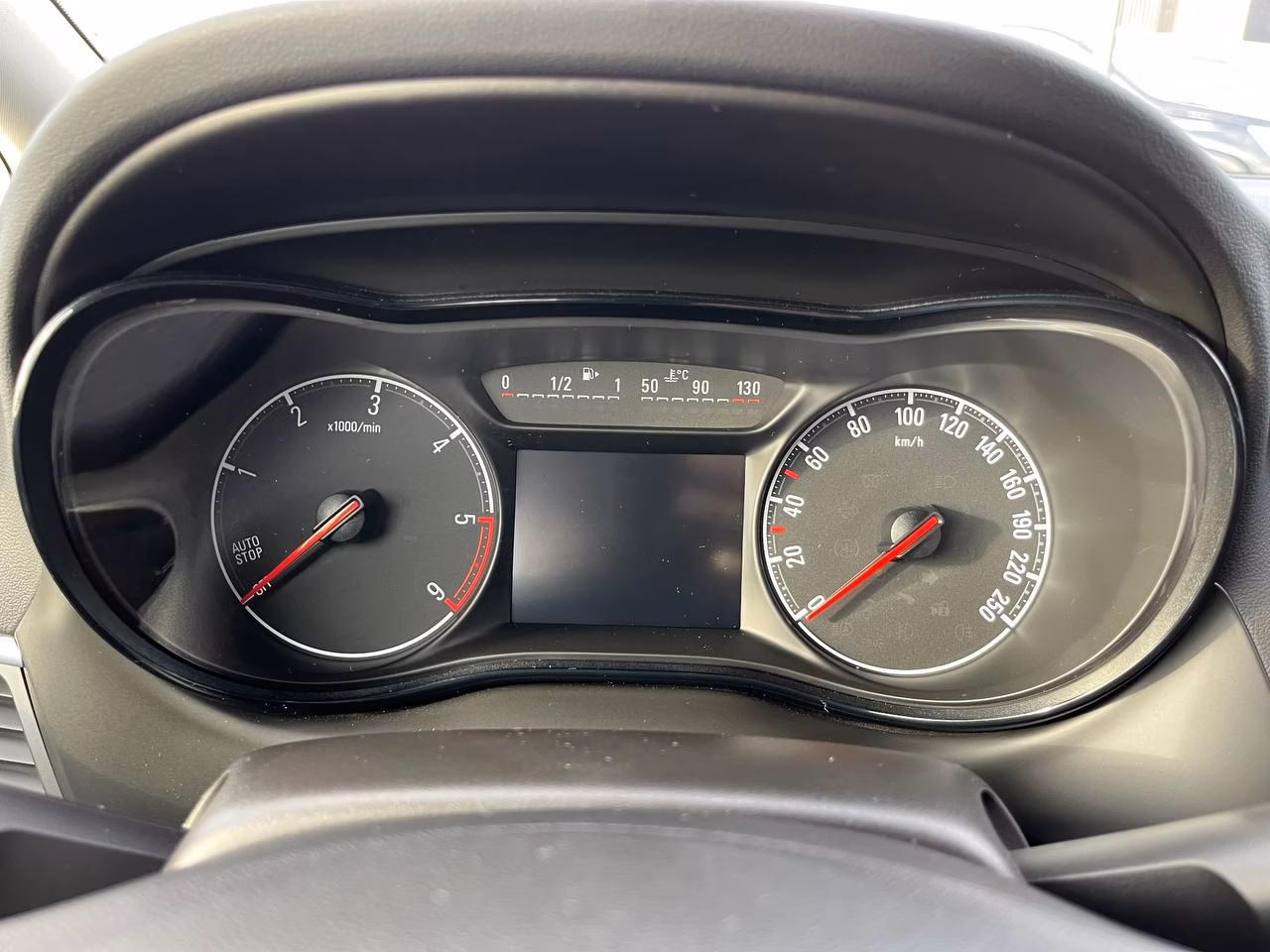 Opel Zafira фото 13