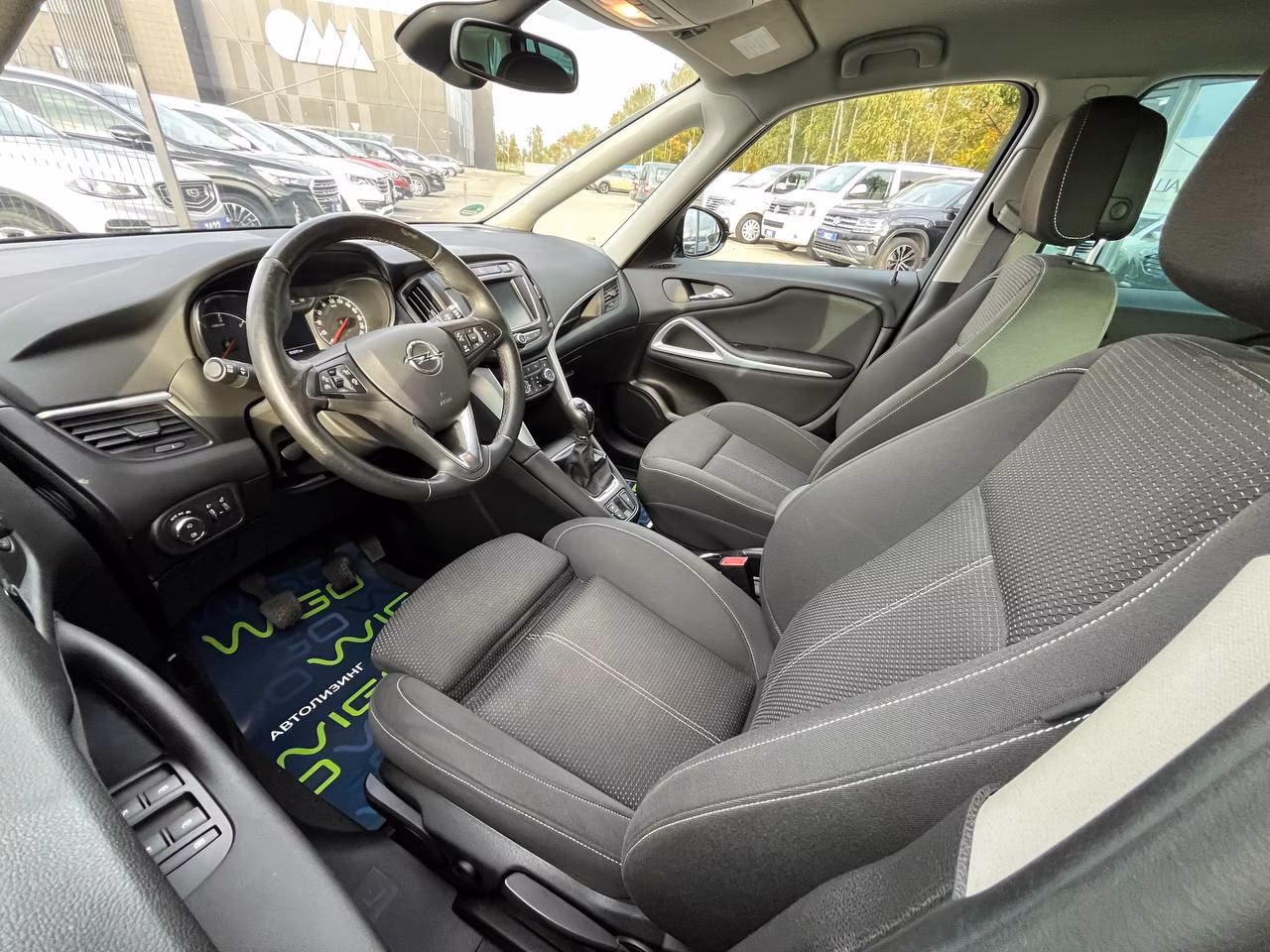 Opel Zafira фото 14